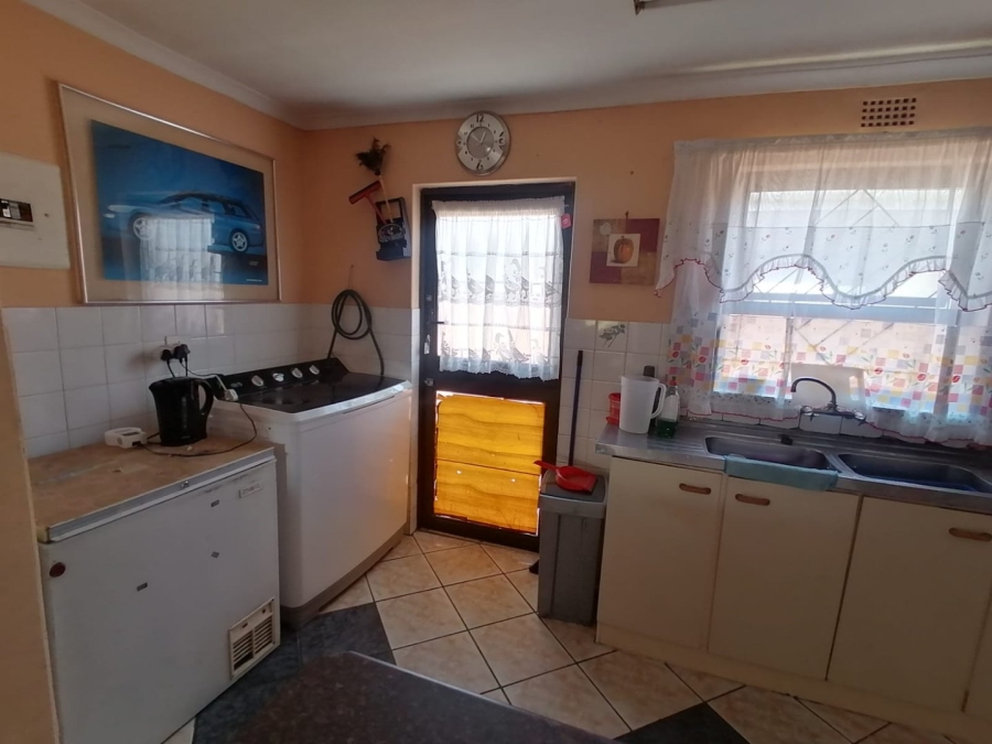  Bedroom Property for Sale in Scottsdene Western Cape